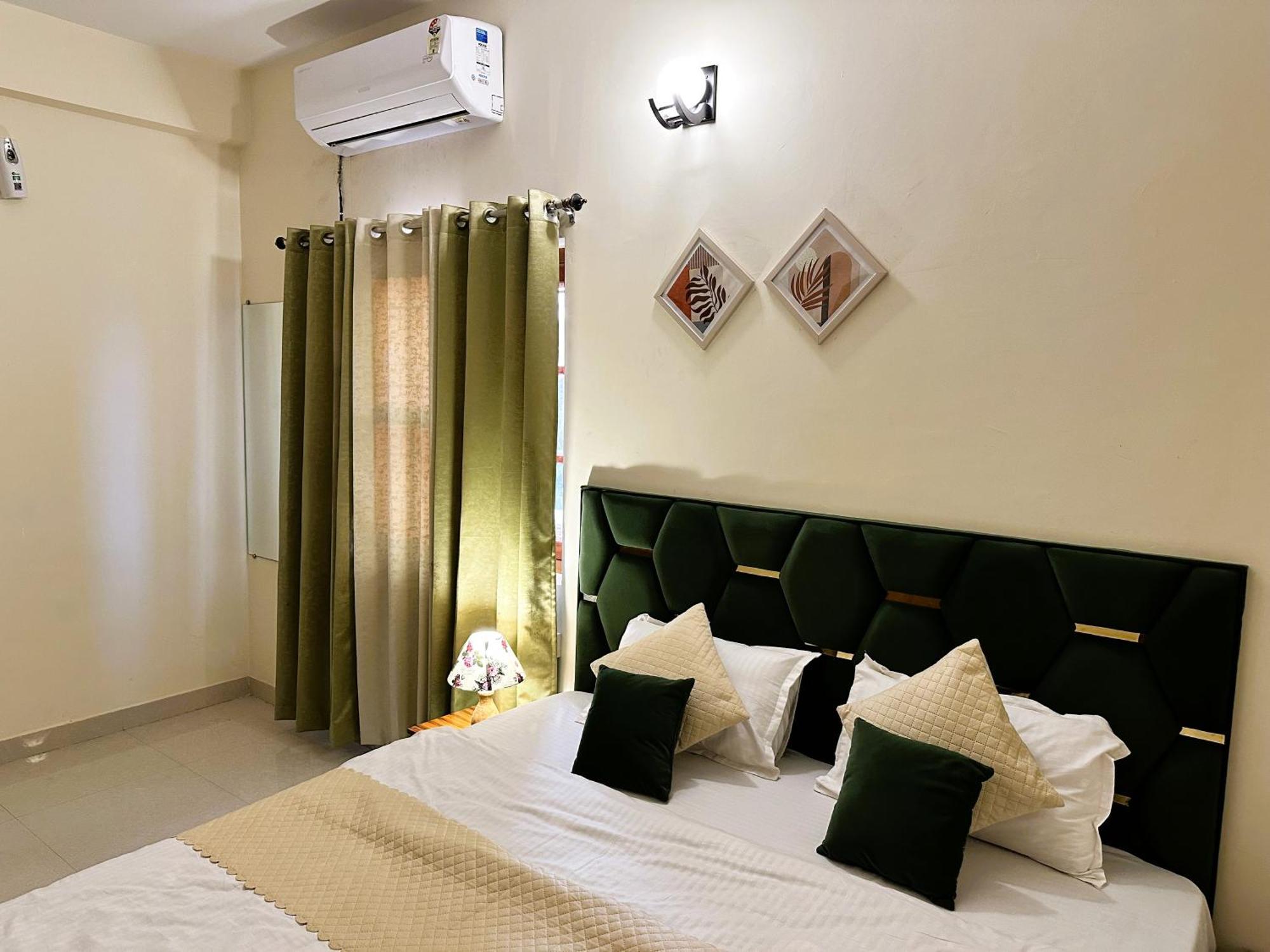Zoomstay - 3Bhk Apartments Varanasi Exterior foto