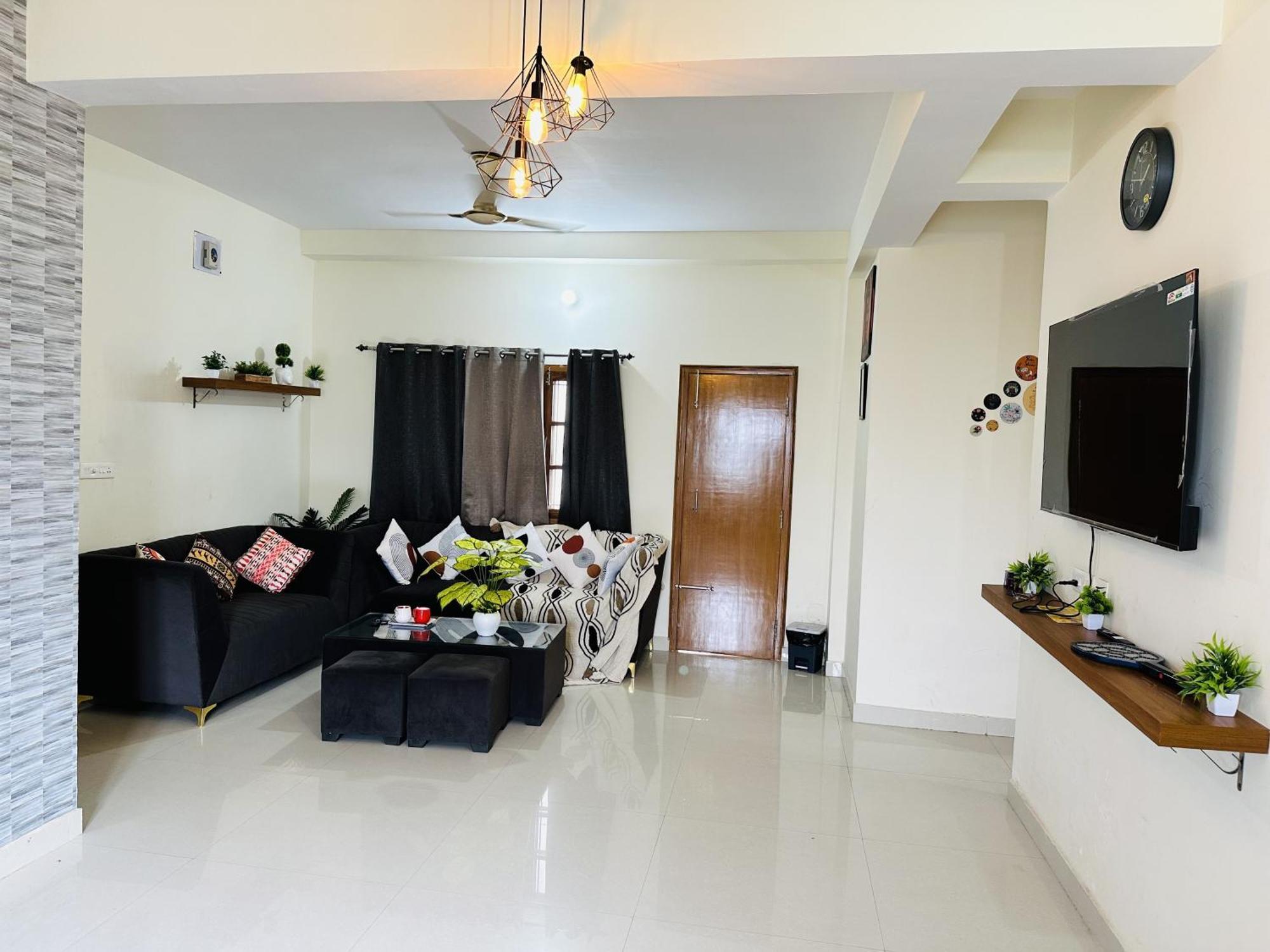 Zoomstay - 3Bhk Apartments Varanasi Exterior foto